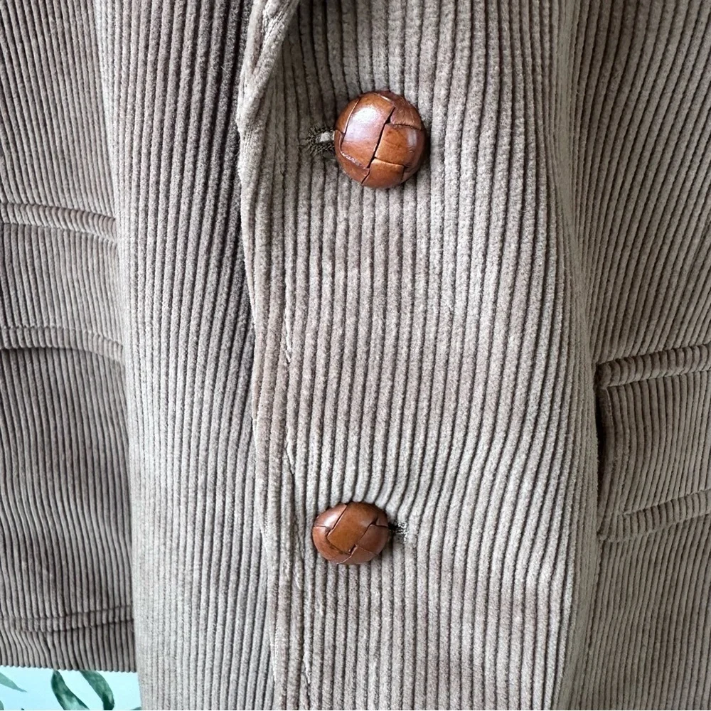 Vintage Men’s DiBenedetto Corduroy Blazer. 42. Brown.